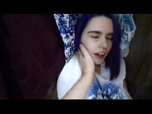 ❤️ Znalazłem moją siostrę w szafie i pomogłem jej dojść Quality sex at us ❤